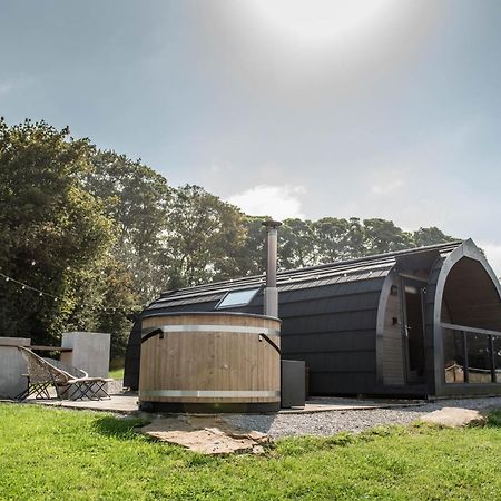 Eastfield Glamping Farm Hotel Spennithorne Exterior photo