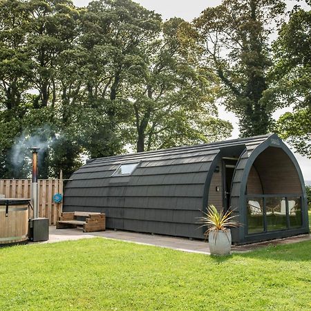 Eastfield Glamping Farm Hotel Spennithorne Exterior photo