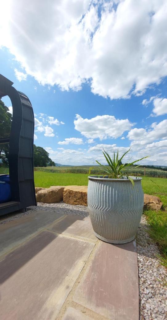 Eastfield Glamping Farm Hotel Spennithorne Exterior photo