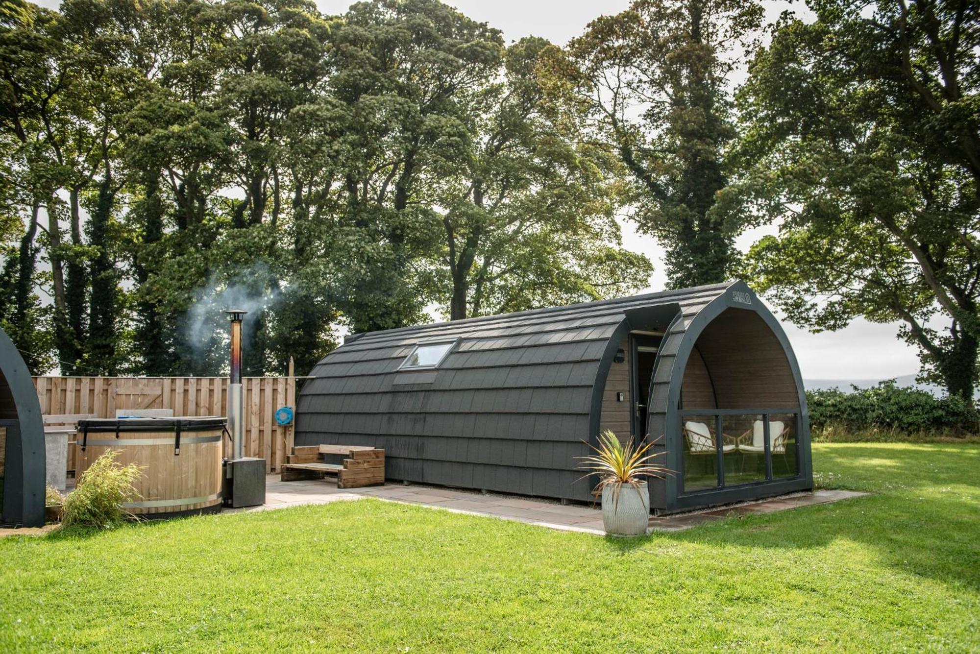 Eastfield Glamping Farm Hotel Spennithorne Exterior photo